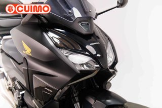 HONDA FORZA 750