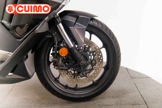 HONDA FORZA 750