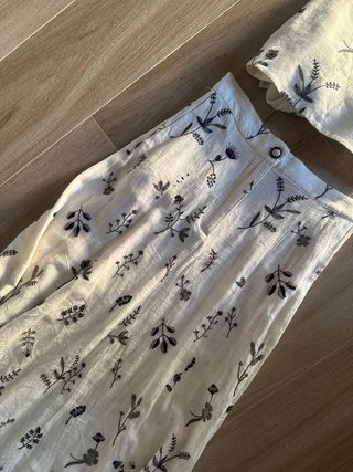 Conjunto floral Zara