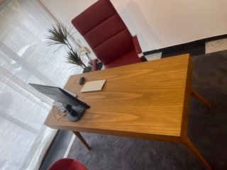 Elegante mesa escritorio roble