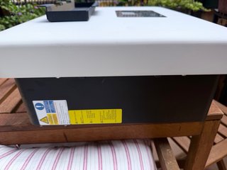Inversor Solax X3 Pro con voltímetro y logger