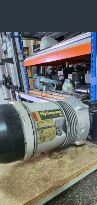 Hydrovane CompAir Compresor rotativo de paletas