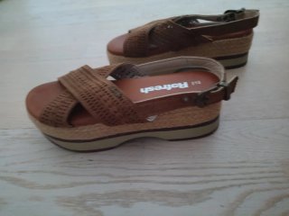Sandalias Refresh Marrones Plataforma