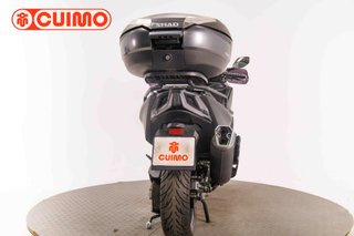 KYMCO AK 550