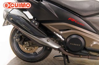 KYMCO AK 550