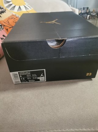Zapatillas Jordan Luka 77 Talla 38 Nuevas
