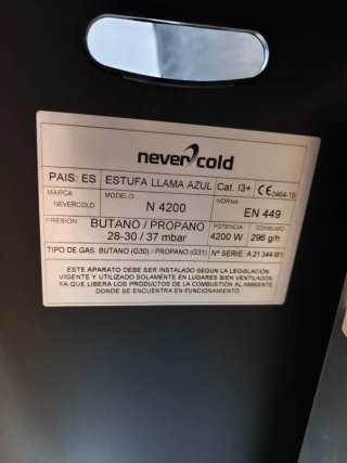 Estufa de gas Nevercold negra