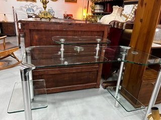 Escritorio de Cristal y Acero cromado