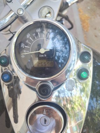 Suzuki Intruder 125 CC Moto Custom