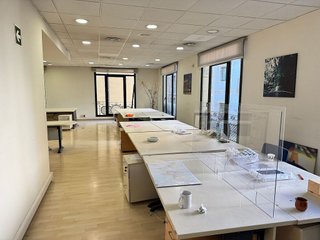 Oficina en alquiler en El Gòtic en Barcelona