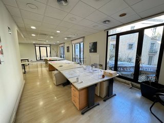 Oficina en alquiler en El Gòtic en Barcelona