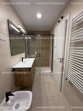 Piso en alquiler en Capuchinos - Glorieta en Salamanca