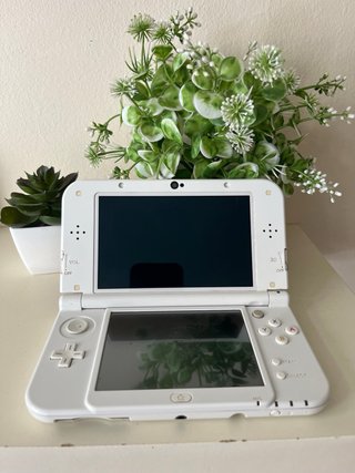 Nintendo New 3DS XL Blanca