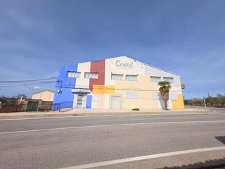 Nave industrial en venta en Pozohondo