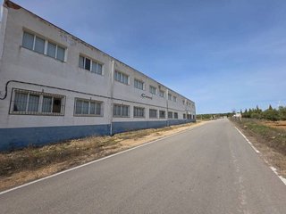 Nave industrial en venta en Pozohondo