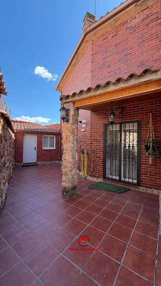 Chalet en venta en Campo Real