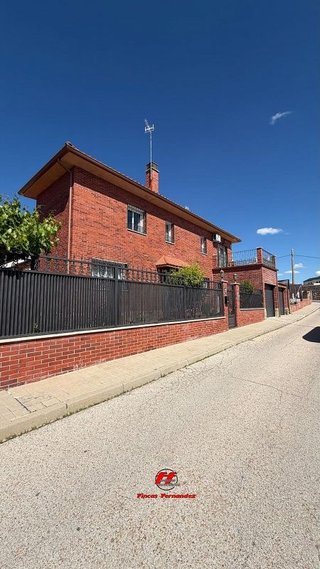 Chalet en venta en Campo Real