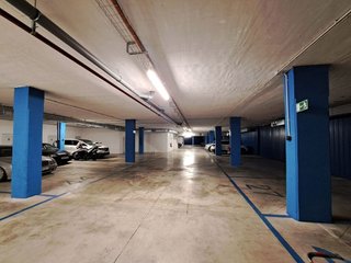Garaje en venta en Huerta de la Reina - Trassierra en Córdoba