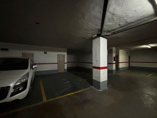 Garaje en alquiler en Ensanche - Diputación en Alicante