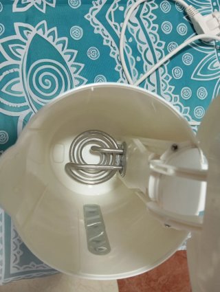Hervidora de agua blanca 1.7L