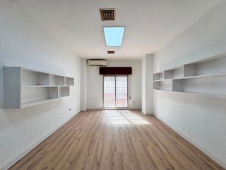 Oficina en alquiler en Barrio Alto - San Félix - Oliveros - Altamira en Almería