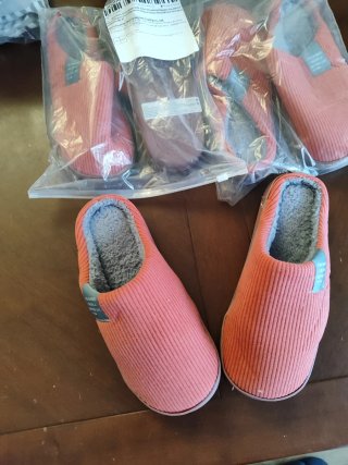 Zapatillas de estar por casa nuevas a estrenar