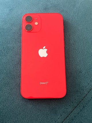 iPhone 12 mini rojo