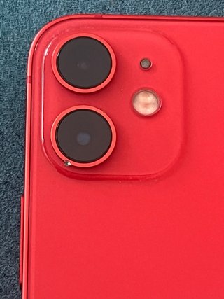 iPhone 12 mini rojo