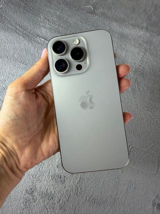 iPhone 15 Pro 256 GB Dorado/Gris