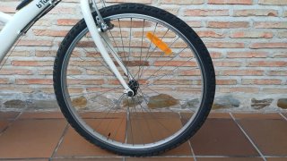 Bicicleta 26 Btwin Blanca