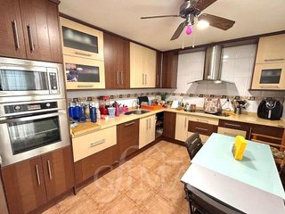 Casa adosada en venta en Tomelloso