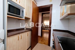 Piso en venta en Porta en Barcelona
