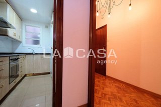 Piso en venta en Porta en Barcelona