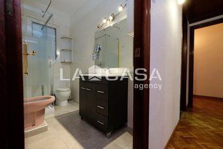 Piso en venta en Porta en Barcelona