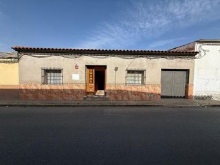 Casa adosada en venta en Argamasilla de Alba