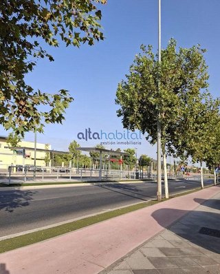 Nave industrial en alquiler en Centro - Doña Mercedes en Dos Hermanas
