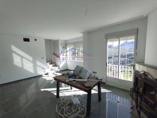 Casa adosada en venta en San Ildefonso - Catedral en Jaén