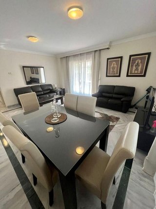 Piso en alquiler en La Dama de Noche-La Alzambra en Marbella