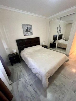 Piso en alquiler en La Dama de Noche-La Alzambra en Marbella