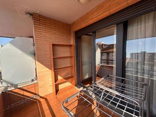 Piso en alquiler en El Polígono en Gijón