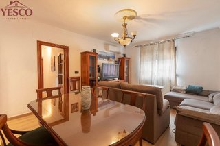 Chalet en venta en Iznalloz