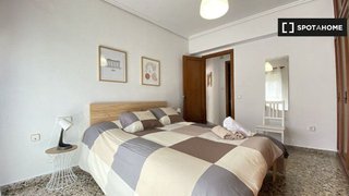 Piso en alquiler en La Roqueta en Valencia