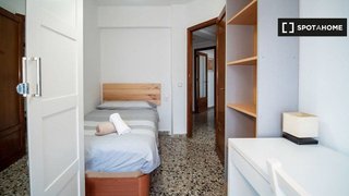 Piso en alquiler en La Roqueta en Valencia