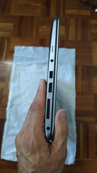HP Elitebook 1040 G2 i7