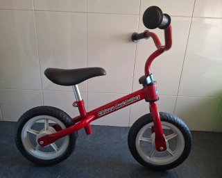 Bicicleta Chicco sin pedales roja