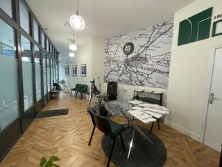 Local comercial en alquiler en Ensanche - Sar en Santiago de Compostela