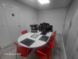 Local comercial en alquiler en Carranque - Haza Cuevas en Málaga