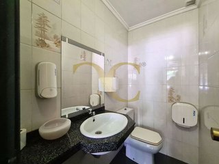 Local comercial en alquiler en El Carbayedo - El Quirinal en Avilés