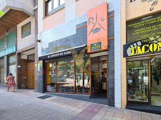 Local comercial en alquiler en El Carbayedo - El Quirinal en Avilés