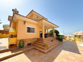 Chalet en alquiler en San Miguel de Salinas